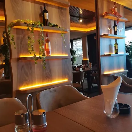 Milmari And Wellness Wooden Horn S21 Appartement *