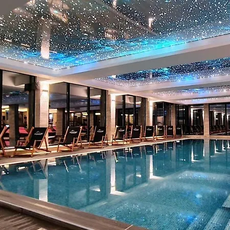 Appartement Milmari And Wellness Wooden Horn S21